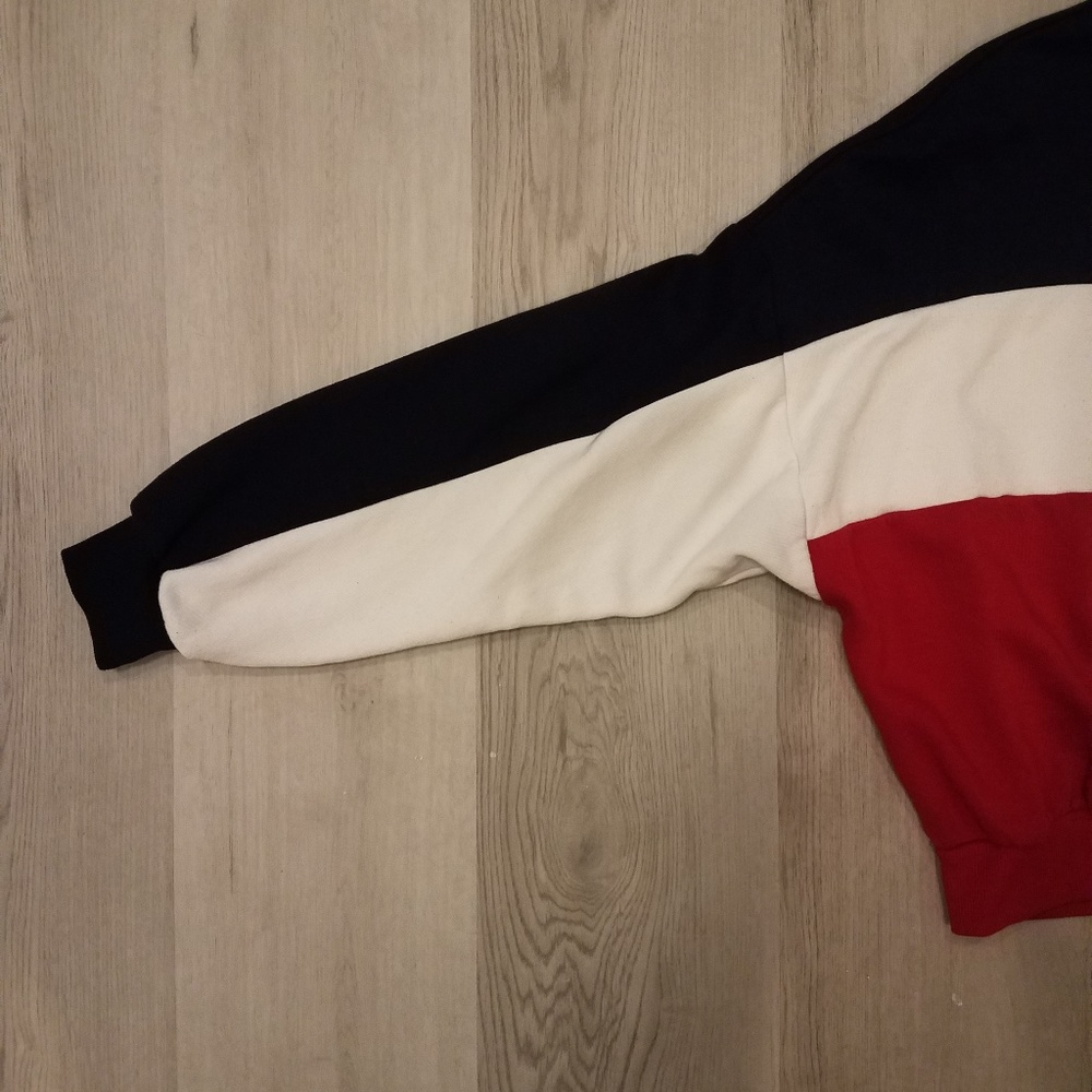 Color-block Sweatshirt - Picture 3 of 5